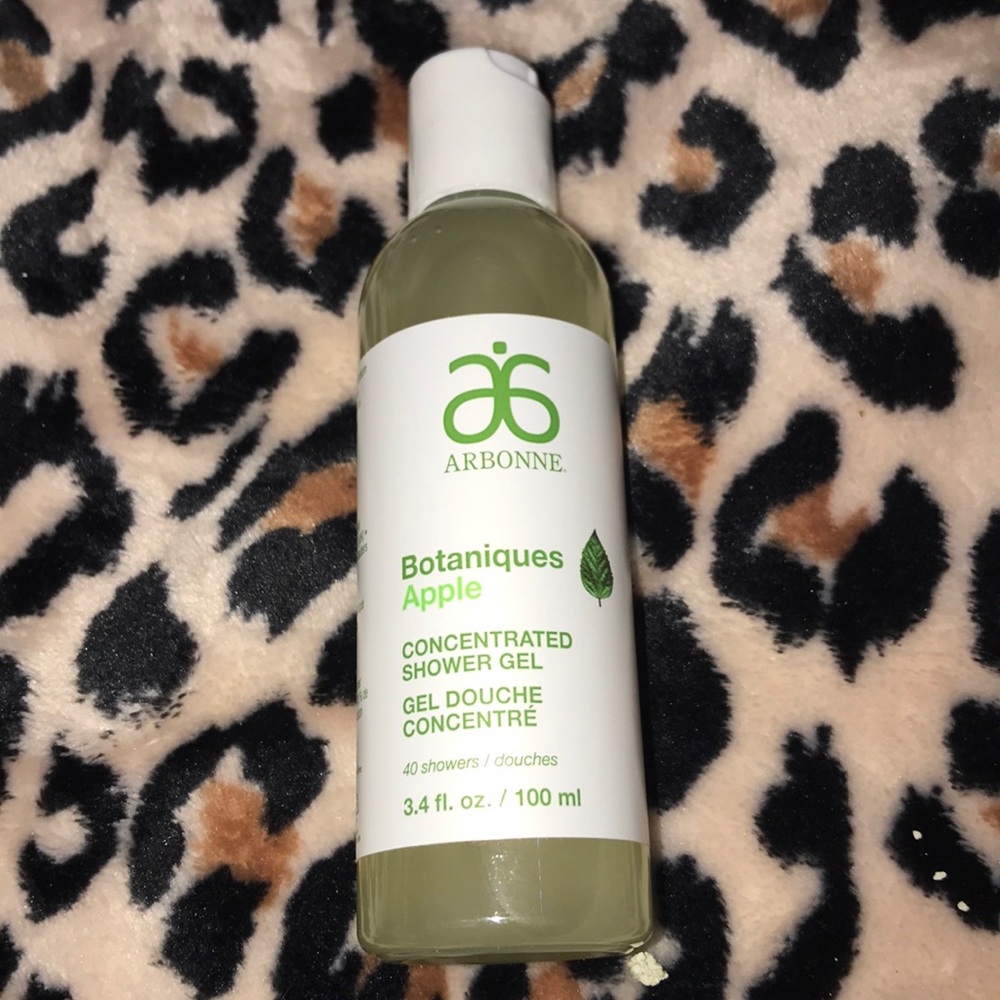 Arbonne Boutiques Apple concentrated shower gel